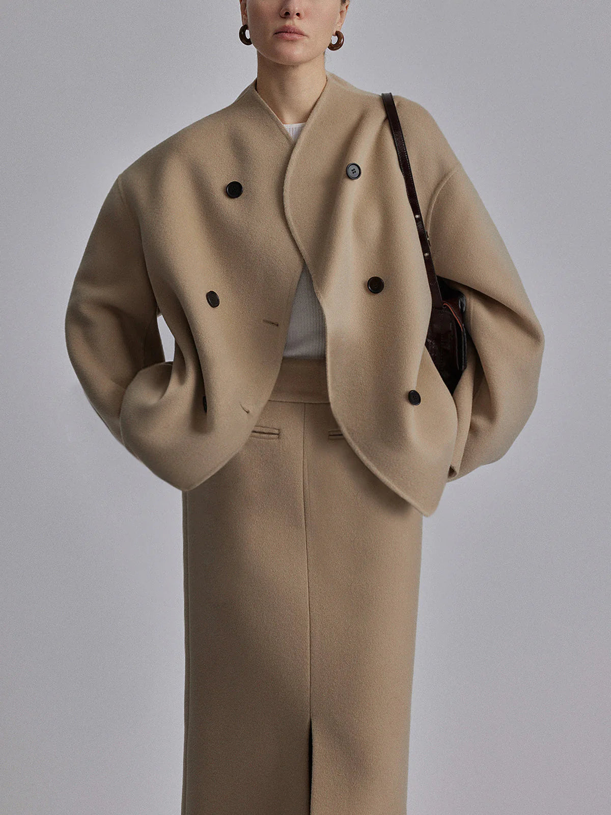 Veste en Laine Courte à Double Rangée de Boutons | Mélange de Laine | Élégante et Chaleureuse